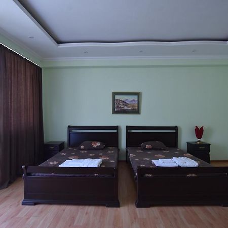 Hotel Vake Palace 트빌리시 외부 사진